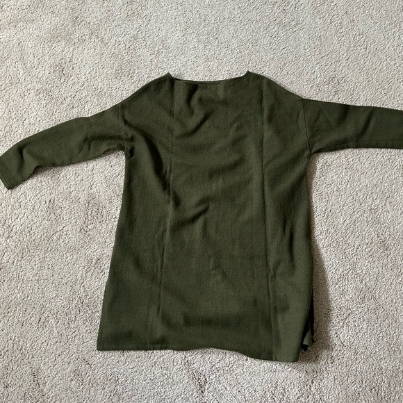 Elizabeth Suzann Greta Tunic size small - Picture 4 of 6